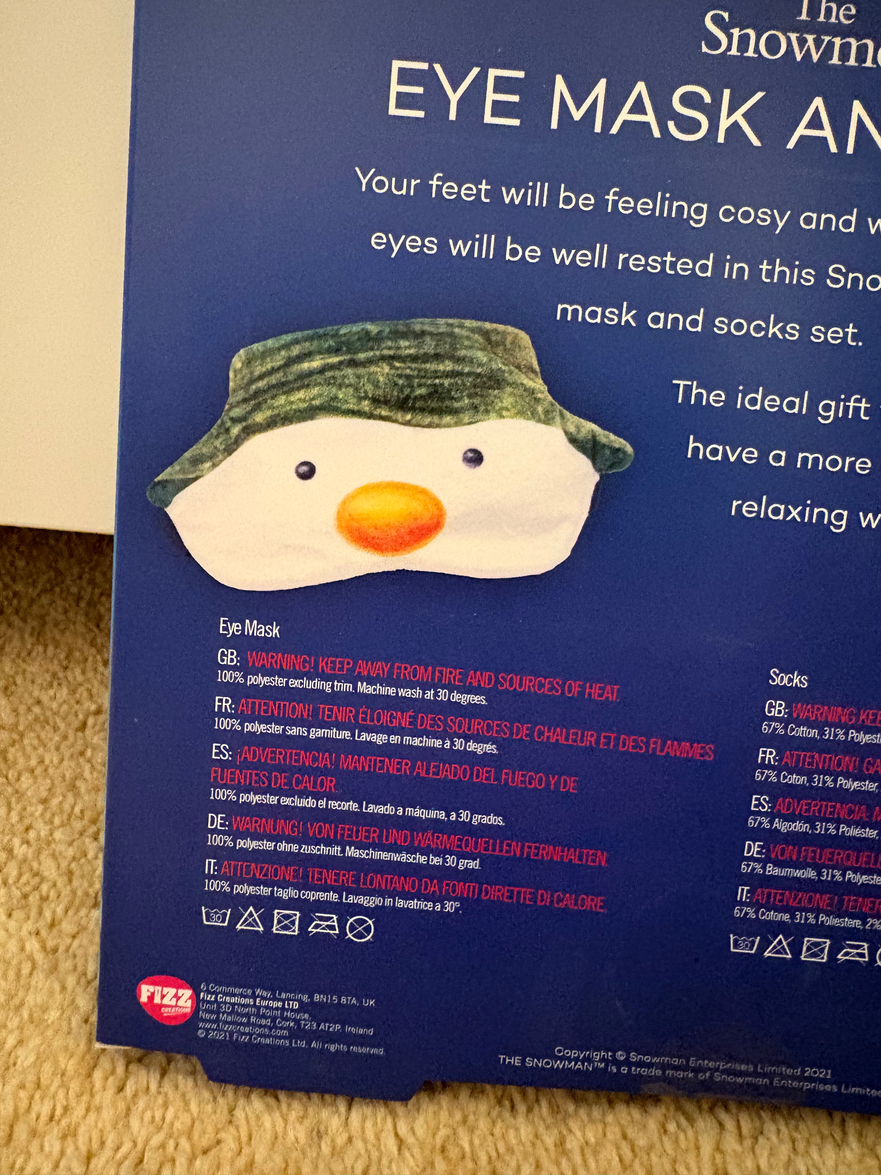 The Snowman Sleep Mask & socks set